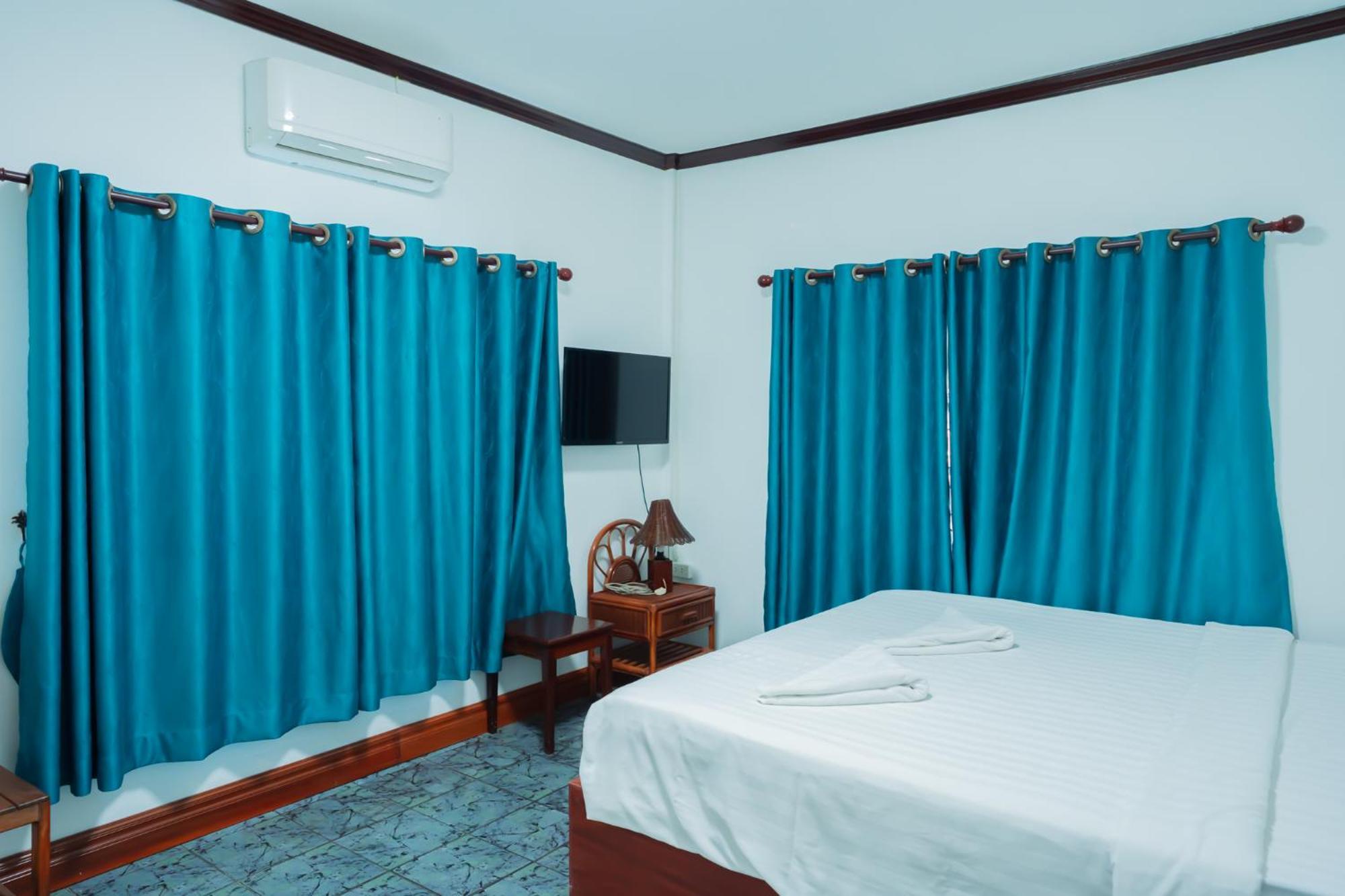 Vientiane Ruby Riverside Hotel Exterior photo